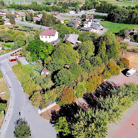 Cascina Des Religieuses Apartment Aosta Bagian luar foto