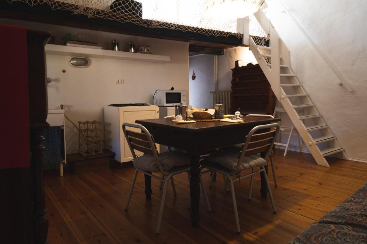Cascina Des Religieuses Apartment Aosta Bagian luar foto
